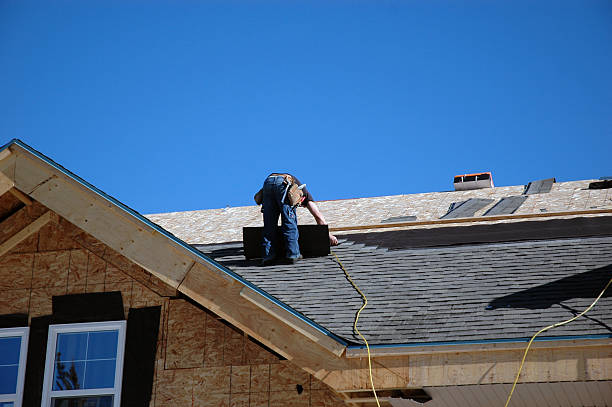 Best Storm Damage Roof Repair  in Lla Lla East, WA